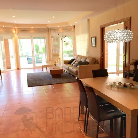 Barcelonavacances-villa Lucia